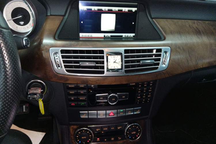 Used Mercedes-Benz CLS 2012 CLS 300 CGI Audio And AC Panel