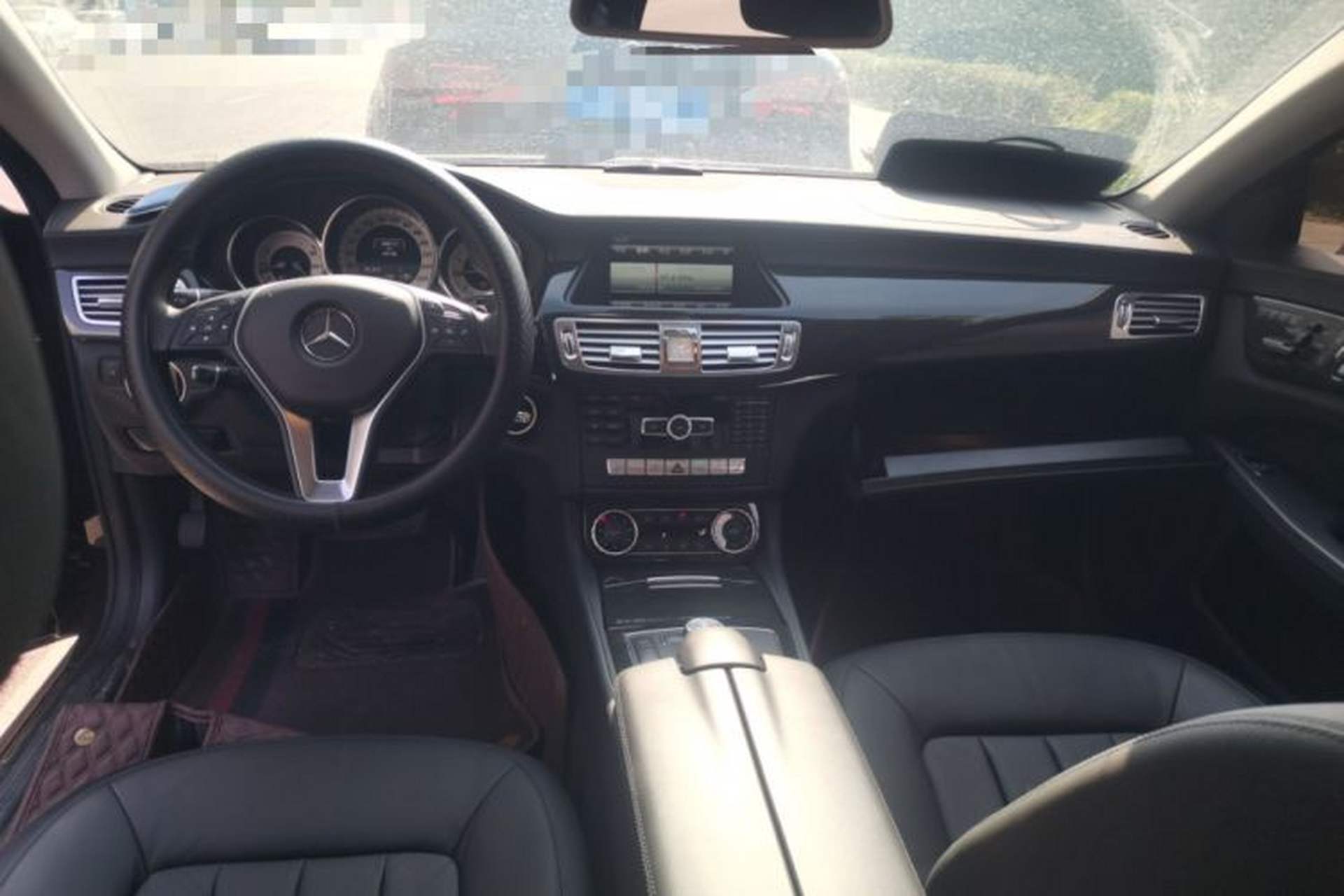 Used Mercedes-Benz CLS 2012 CLS 300 CGI Center Console