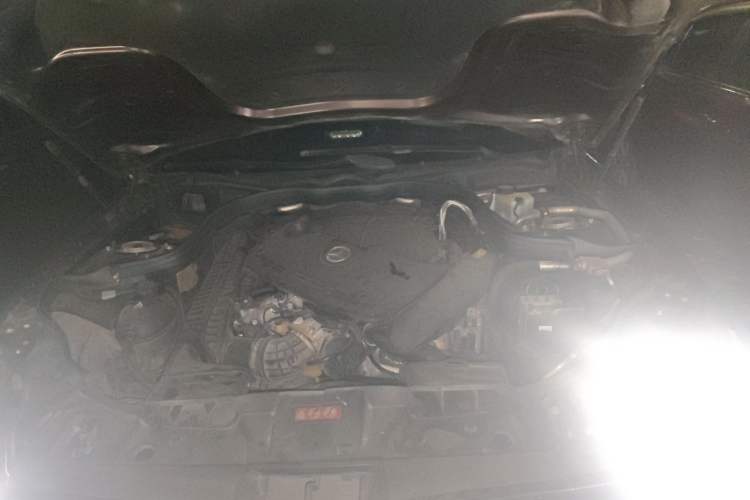 Used Mercedes-Benz CLS 2012 CLS 300 CGI Engine Bay