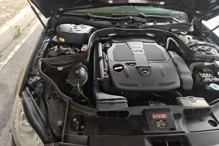 Used Mercedes-Benz CLS 2012 CLS 300 CGI Engine Bay Right