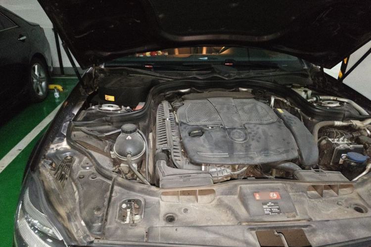 Used Mercedes-Benz CLS 2012 CLS 350 CGI Engine Bay Right