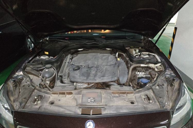 Used Mercedes-Benz CLS 2012 CLS 350 CGI Engine Bay
