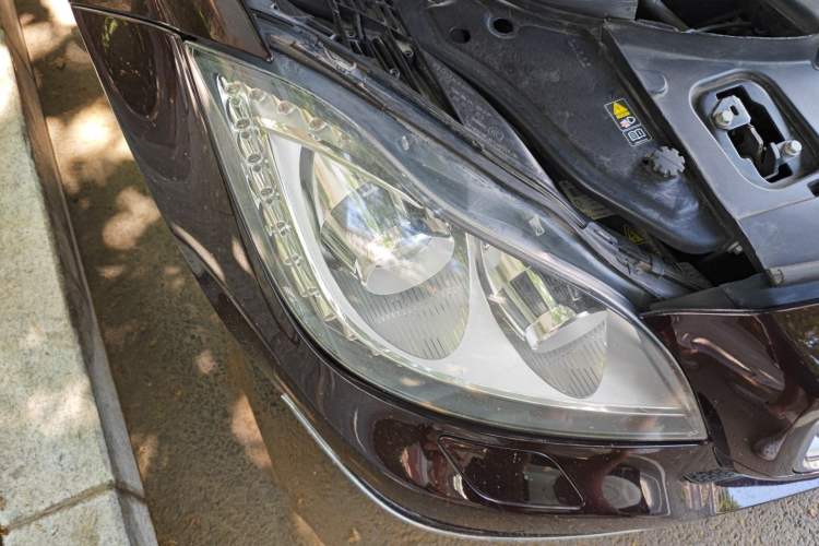 Used Mercedes-Benz CLS 2012 CLS 300 CGI Exterior 6