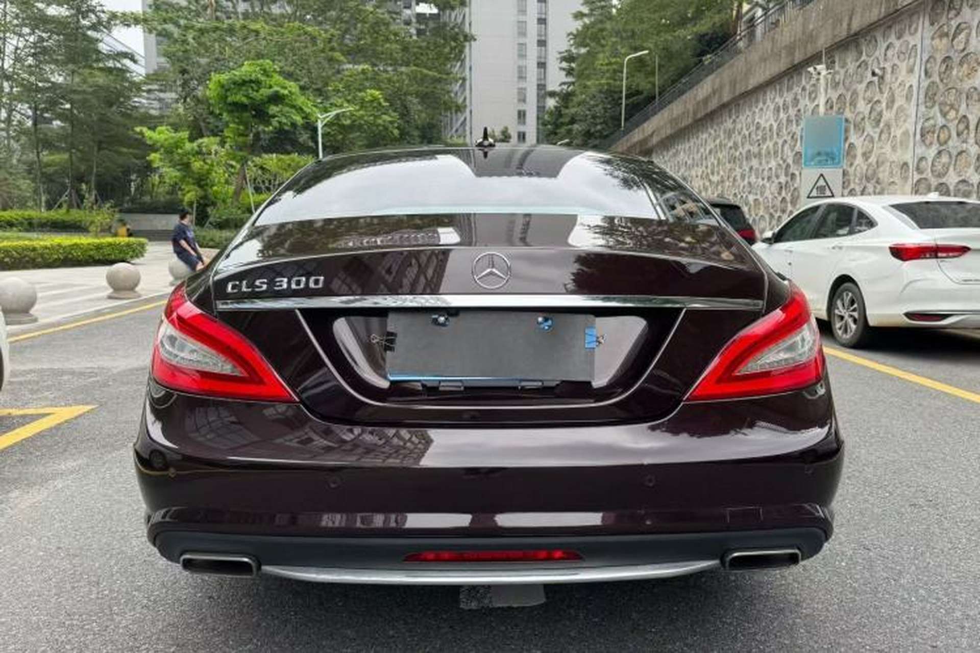 Used Mercedes-Benz CLS 2012 CLS 300 CGI Exterior 8