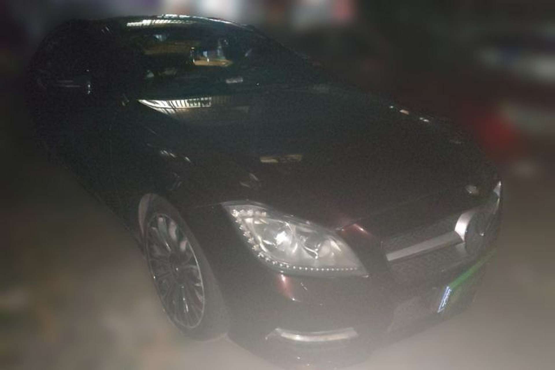Used Mercedes-Benz CLS 2012 CLS 300 CGI Front Right 45 Deg