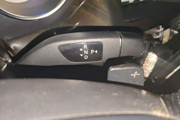 Used Mercedes-Benz CLS 2012 CLS 300 CGI Gear Lever