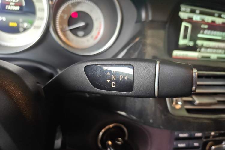 Used Mercedes-Benz CLS 2012 CLS 300 CGI Gear Lever