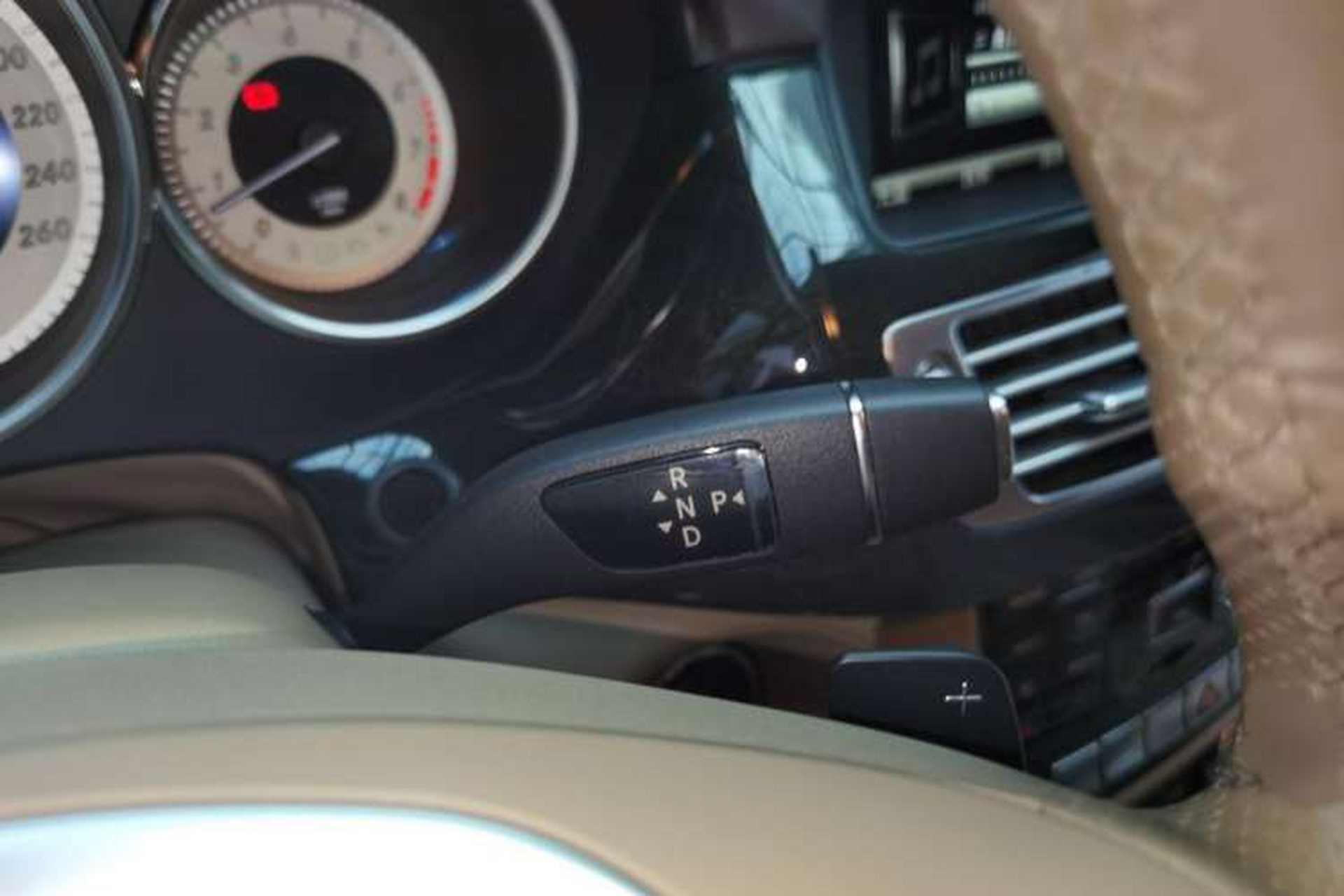 Used Mercedes-Benz CLS 2012 CLS 300 CGI Gear Lever