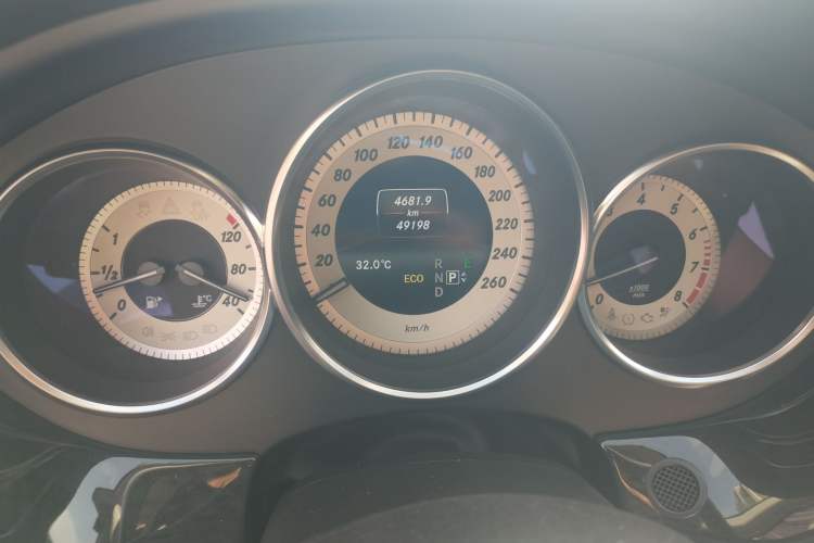 Used Mercedes-Benz CLS 2012 CLS 300 CGI Instrument Cluster