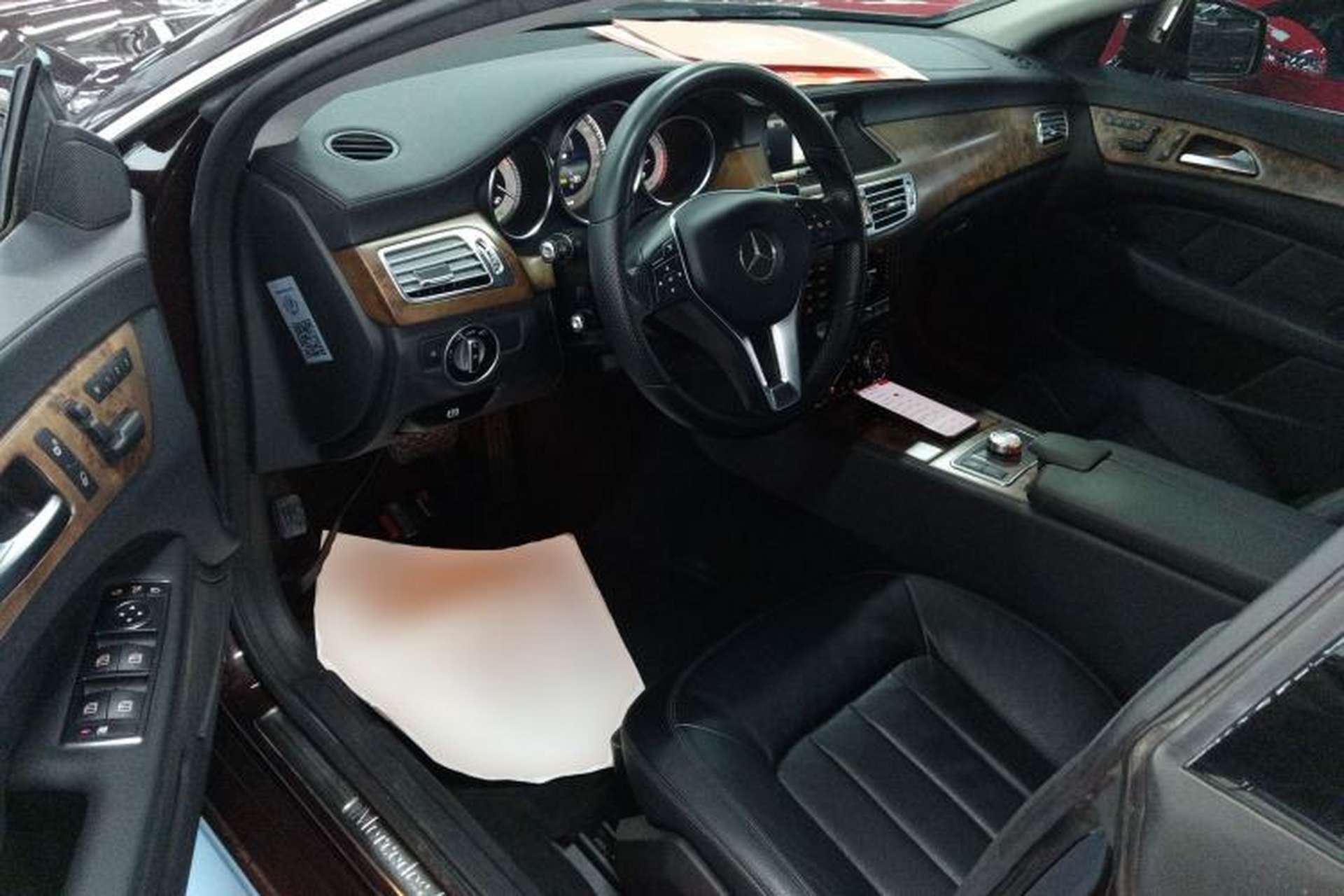 Used Mercedes-Benz CLS 2012 CLS 300 CGI Interior 3