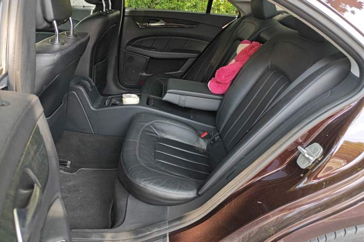 Used Mercedes-Benz CLS 2012 CLS 300 CGI Interior 4