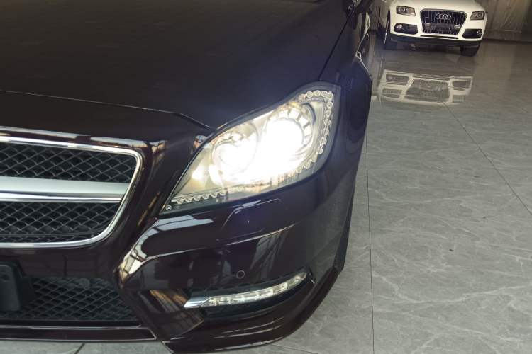 Used Mercedes-Benz CLS 2012 CLS 300 CGI Left Front Headlight