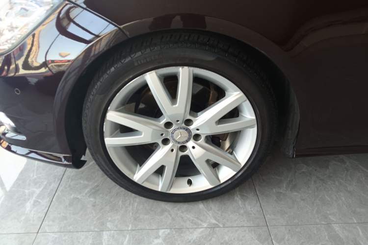 Used Mercedes-Benz CLS 2012 CLS 300 CGI Left Front Wheel Hub
