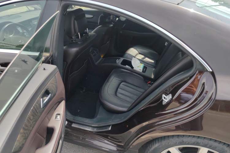 Used Mercedes-Benz CLS 2012 CLS 300 CGI Left Rear Seat