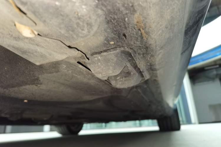 Used Mercedes-Benz CLS 2012 CLS 300 CGI Left Side Sill