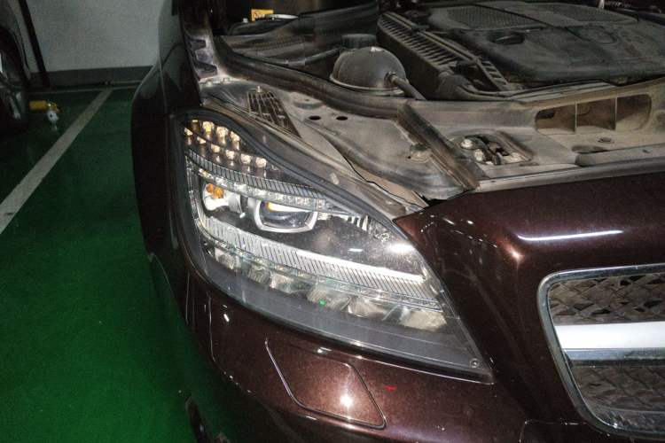 Used Mercedes-Benz CLS 2012 CLS 350 CGI Right Front Headlight