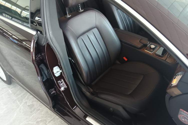 Used Mercedes-Benz CLS 2012 CLS 300 CGI Right Front Seat