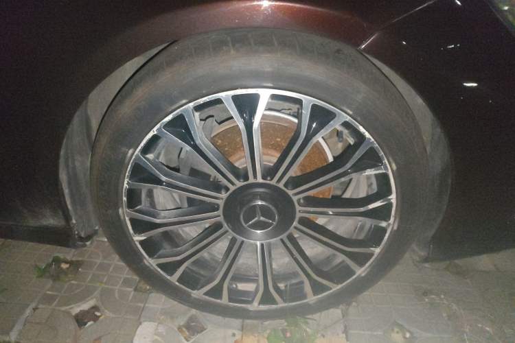 Used Mercedes-Benz CLS 2012 CLS 300 CGI Right Front Wheel Hub