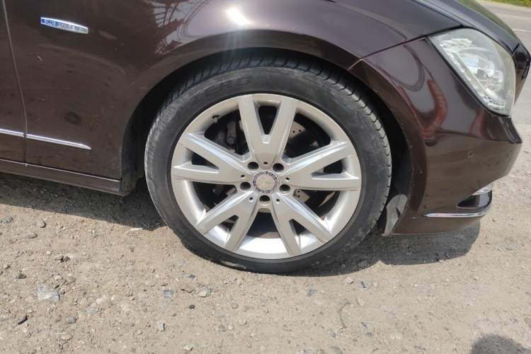 Used Mercedes-Benz CLS 2012 CLS 300 CGI Right Front Wheel Hub