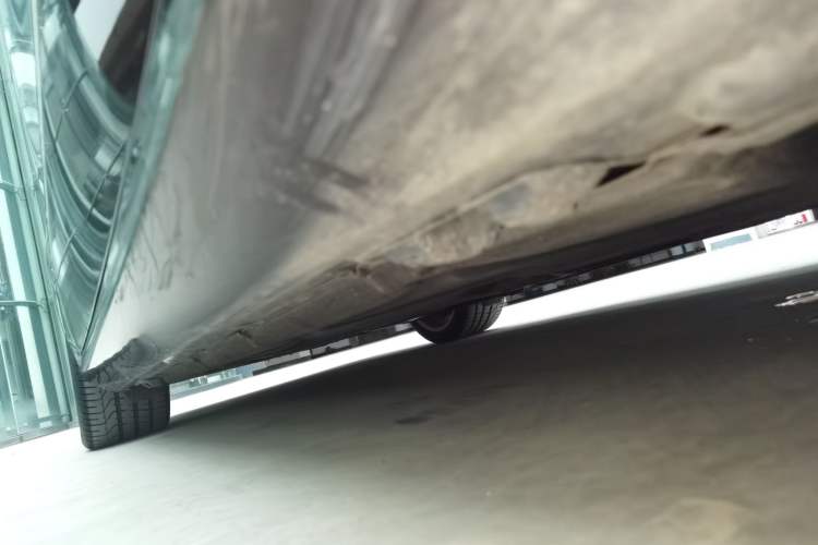 Used Mercedes-Benz CLS 2012 CLS 300 CGI Right Side Sill
