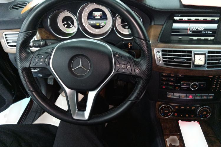 Used Mercedes-Benz CLS 2012 CLS 300 CGI Steering Wheel