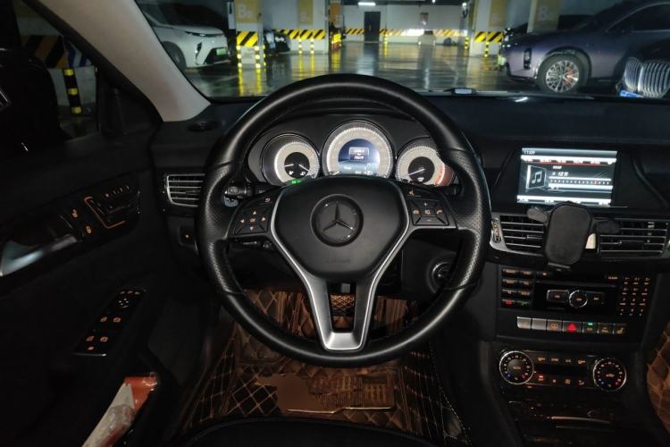 Used Mercedes-Benz CLS 2012 CLS 300 CGI Steering Wheel