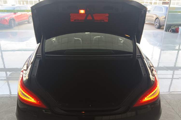 Used Mercedes-Benz CLS 2012 CLS 300 CGI Trunk