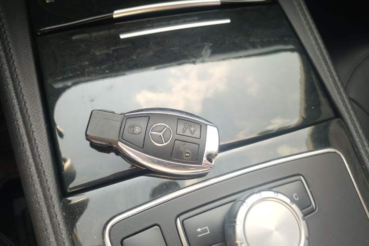 Used Mercedes-Benz CLS 2012 CLS 300 CGI Vehicle Key
