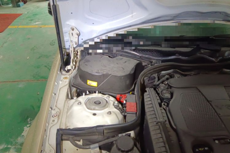 Used Mercedes-Benz CLS 2012 CLS 300 CGI Engine Bay Right