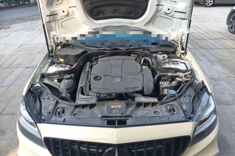 Used Mercedes-Benz CLS 2012 CLS 300 CGI Engine Bay