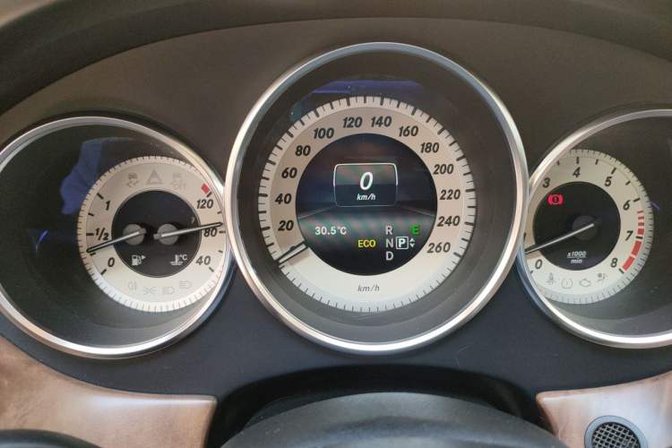 Used Mercedes-Benz CLS 2012 CLS 300 CGI Instrument Cluster