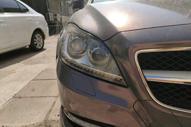 Used Mercedes-Benz CLS 2012 CLS 300 CGI Right Front Headlight