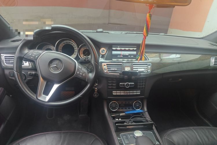 Used Mercedes-Benz CLS 2012 CLS 300 CGI Center Console