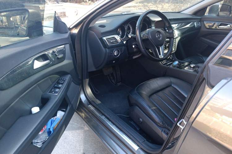 Used Mercedes-Benz CLS 2012 CLS 300 CGI Driver Seat