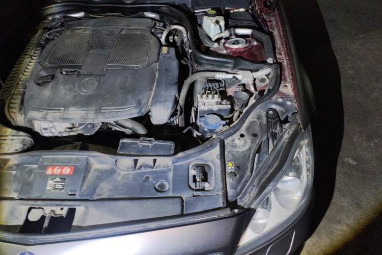 Used Mercedes-Benz CLS 2012 CLS 300 CGI Engine Bay Left