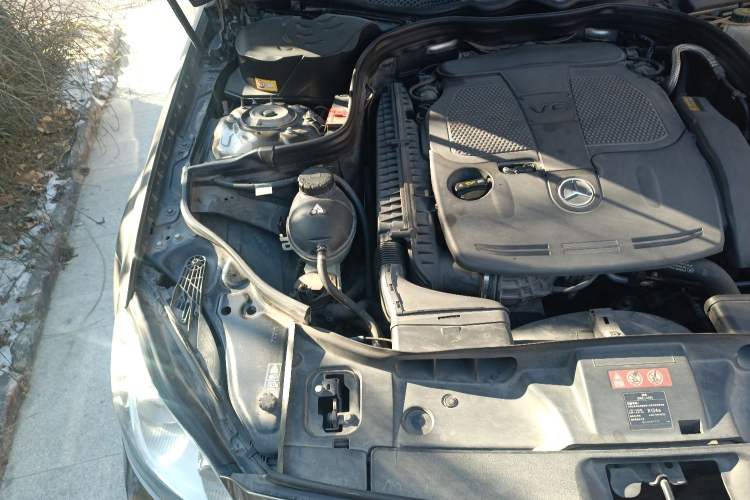 Used Mercedes-Benz CLS 2012 CLS 300 CGI Engine Bay Right