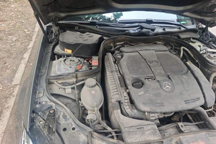 Used Mercedes-Benz CLS 2012 CLS 300 CGI Engine Bay Right
