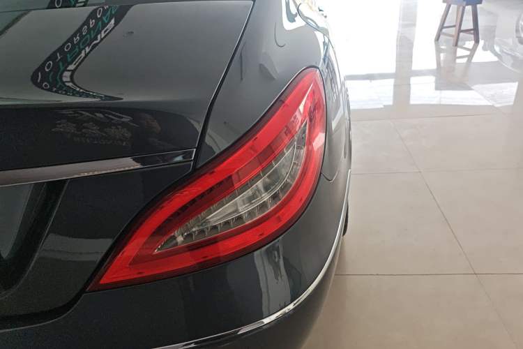 Used Mercedes-Benz CLS 2012 CLS 300 CGI Exterior 3