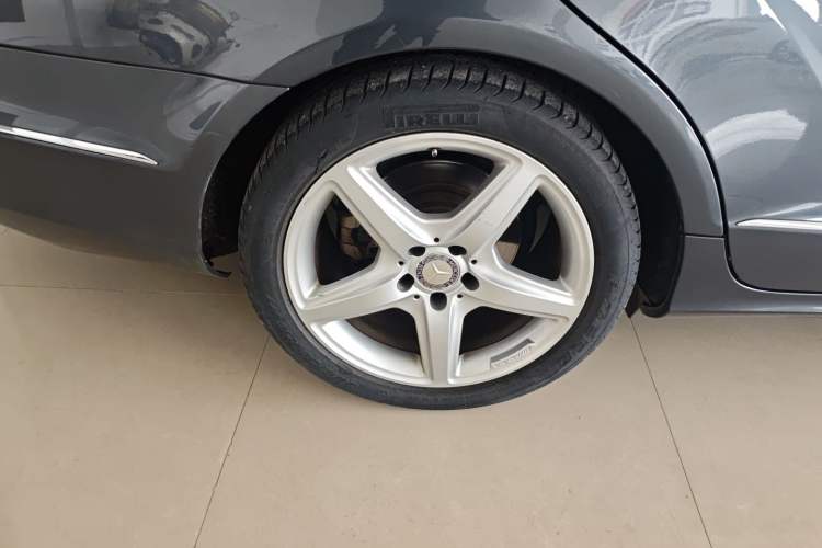 Used Mercedes-Benz CLS 2012 CLS 300 CGI Exterior 5