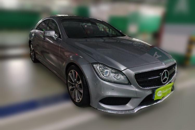 Used Mercedes-Benz CLS 2012 CLS 300 CGI Front Right 45 Deg
