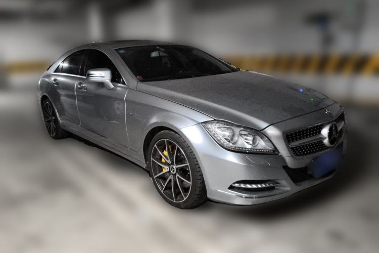 Used Mercedes-Benz CLS 2012 CLS 300 CGI Front Right 45 Deg