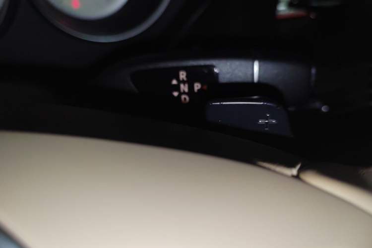 Used Mercedes-Benz CLS 2012 CLS 300 CGI Gear Lever
