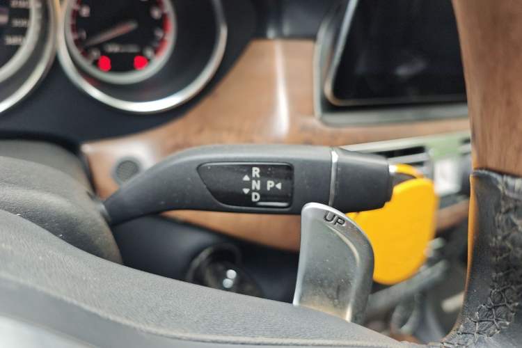Used Mercedes-Benz CLS 2012 CLS 300 CGI Gear Lever