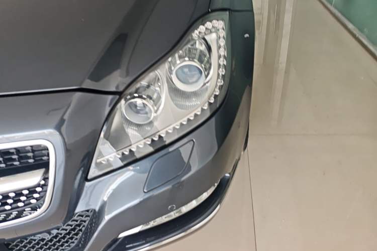 Used Mercedes-Benz CLS 2012 CLS 300 CGI Left Front Headlight