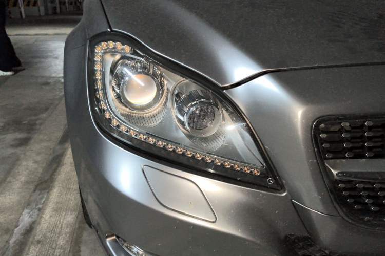 Used Mercedes-Benz CLS 2012 CLS 300 CGI Right Front Headlight