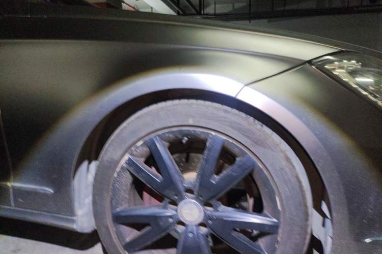 Used Mercedes-Benz CLS 2012 CLS 300 CGI Right Front Wheel Hub