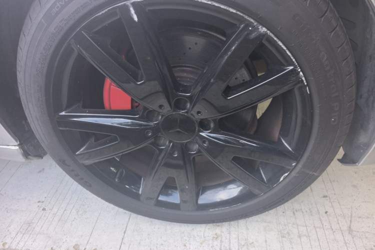 Used Mercedes-Benz CLS 2012 CLS 300 CGI Right Front Wheel Hub