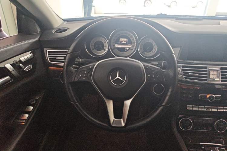 Used Mercedes-Benz CLS 2012 CLS 300 CGI Steering Wheel