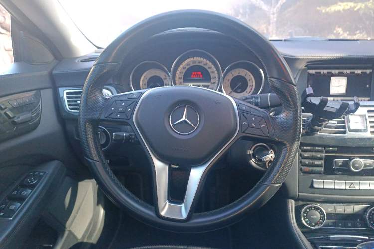 Used Mercedes-Benz CLS 2012 CLS 300 CGI Steering Wheel