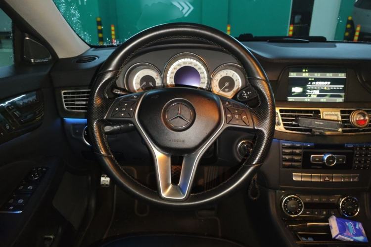 Used Mercedes-Benz CLS 2012 CLS 300 CGI Steering Wheel